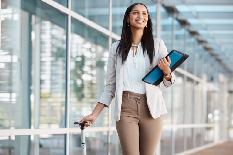 Como criar uma política de viagens eficiente para sua empresa